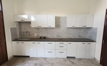 Kitchen in 2.5 BHK Independent House at Gomti Nagar – for Rent