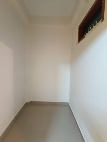 Room in 2.5 BHK Independent House at Gomti Nagar – for Rent