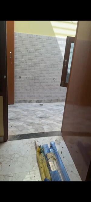 Room in 3 BHK Independent House at Amehra Adipur – for Sale