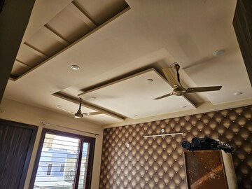 Furnished Amenities in 6 BHK Villa at Modipuram – for Sale