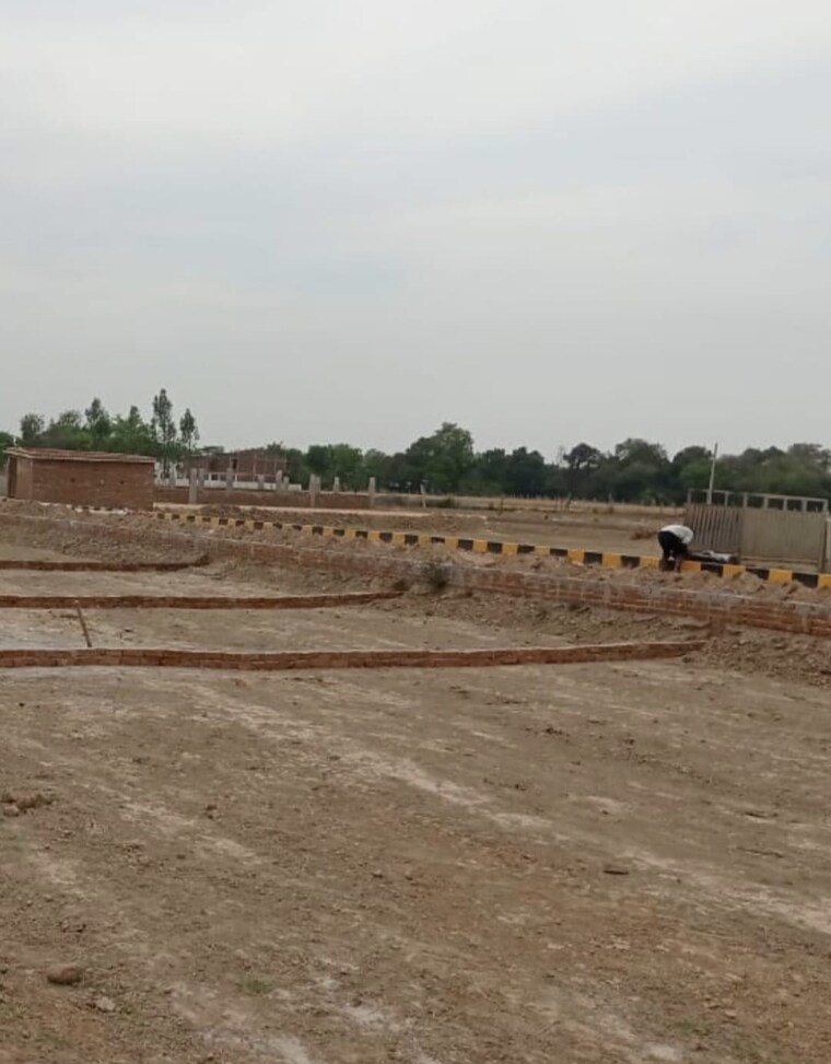 Exterior View, safedabad  2000 Sq.Ft. Plot In Safedabad Lucknow 8435739