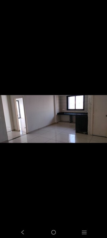 Room in 3 BHK Apartment at Z Luxuria, Thaltej – for Rent