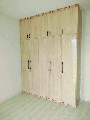 Room in 2 BHK Apartment at M3M Heights, Sector 65 – for Sale