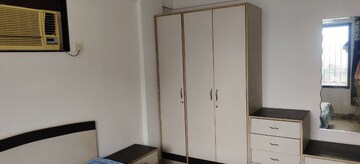 Furnished Amenities in 2 BHK Apartment at Lake Florence, Powai – for Rent