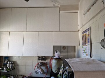 Parking in 1 BHK Apartment at Rishi Tower, Dahisar East – for Sale