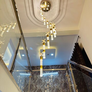 Furnished Amenities in 4 BHK Villa at Sector 16 Greater Noida – for Sale