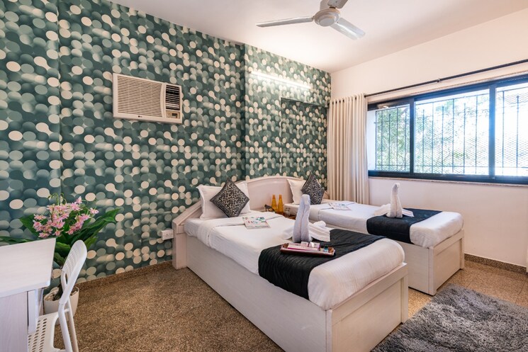 Master Bedroom, kalpataru-gardens-2 4 Bedroom 2780 Sq.Ft. Apartment In Kandivali East Mumbai 8436145