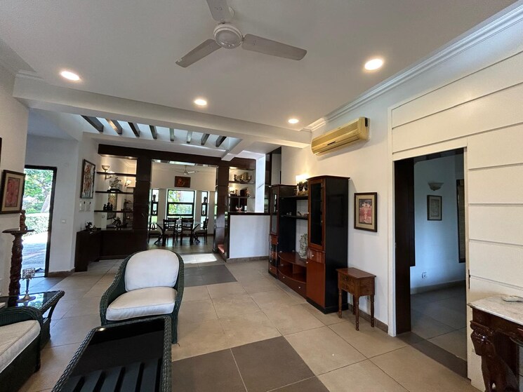 Living Room, bestech-park-view-altura 4 Bedroom 2675 Sq.Ft. Apartment In Sector 79 Gurgaon 8430034