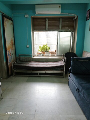 Living Room in 1 BHK Apartment at Malad East – for Rent