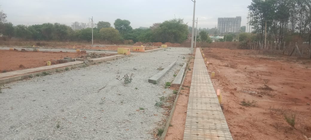 Plot For Sale in Maruthi Meadows Dc Conver