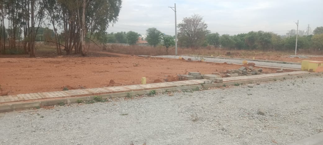 Plot For Sale in Maruthi Meadows Dc Conver