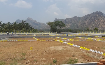 Plot For Sale in Nakshatrawadi