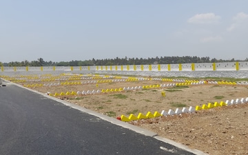 Plot For Sale in Nakshatrawadi
