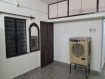 Room in 2 BHK Apartment at Ambazari – for Sale