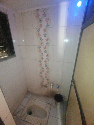 Bathroom in 1 BHK Apartment at Dombivli West – for Rent