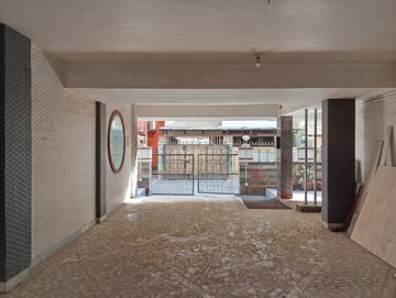 Parking in 5 BHK Villa at Chembur – for Rent