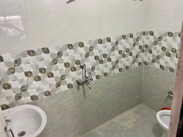 Bathroom in 2 BHK Apartment at Lalpur – for Rent