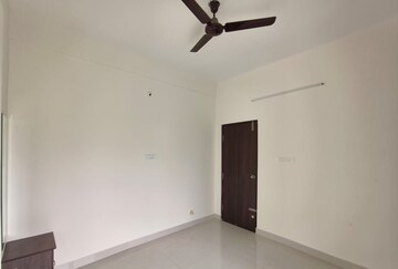 Room in 2 BHK Builder Floor at Hsr Layout – for Rent