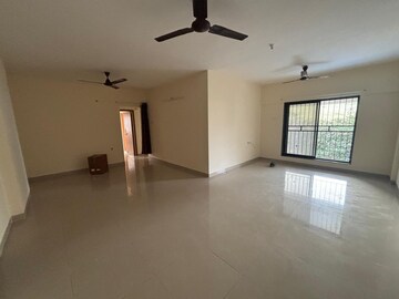 2 BHK Apartment For Rent in Raheja Vistas Phase 3, Mohammadwadi