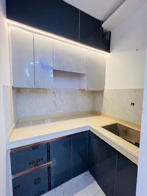 Kitchen in 1 BHK Builder Floor at Kashmiri Gate – for Sale