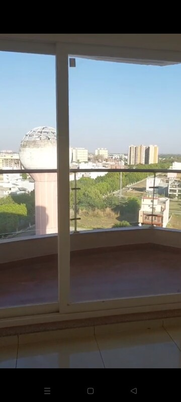 Swimming Pool in 3.5 BHK Apartment at Rishita Mulberry Heights, Sushant Golf City – for Rent