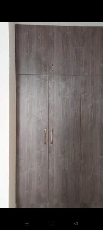 Bathroom in 3.5 BHK Apartment at Rishita Mulberry Heights, Sushant Golf City – for Rent