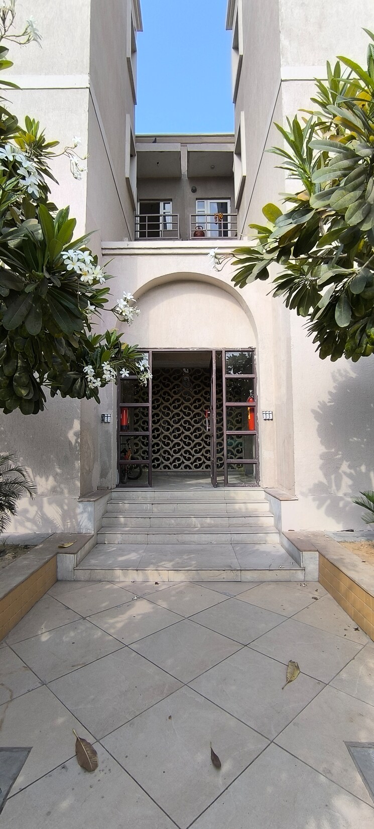 Exterior View, bptp-amstoria 3 Bedroom 2229 Sq.Ft. Builder Floor In Sector 102 Gurgaon 8436748