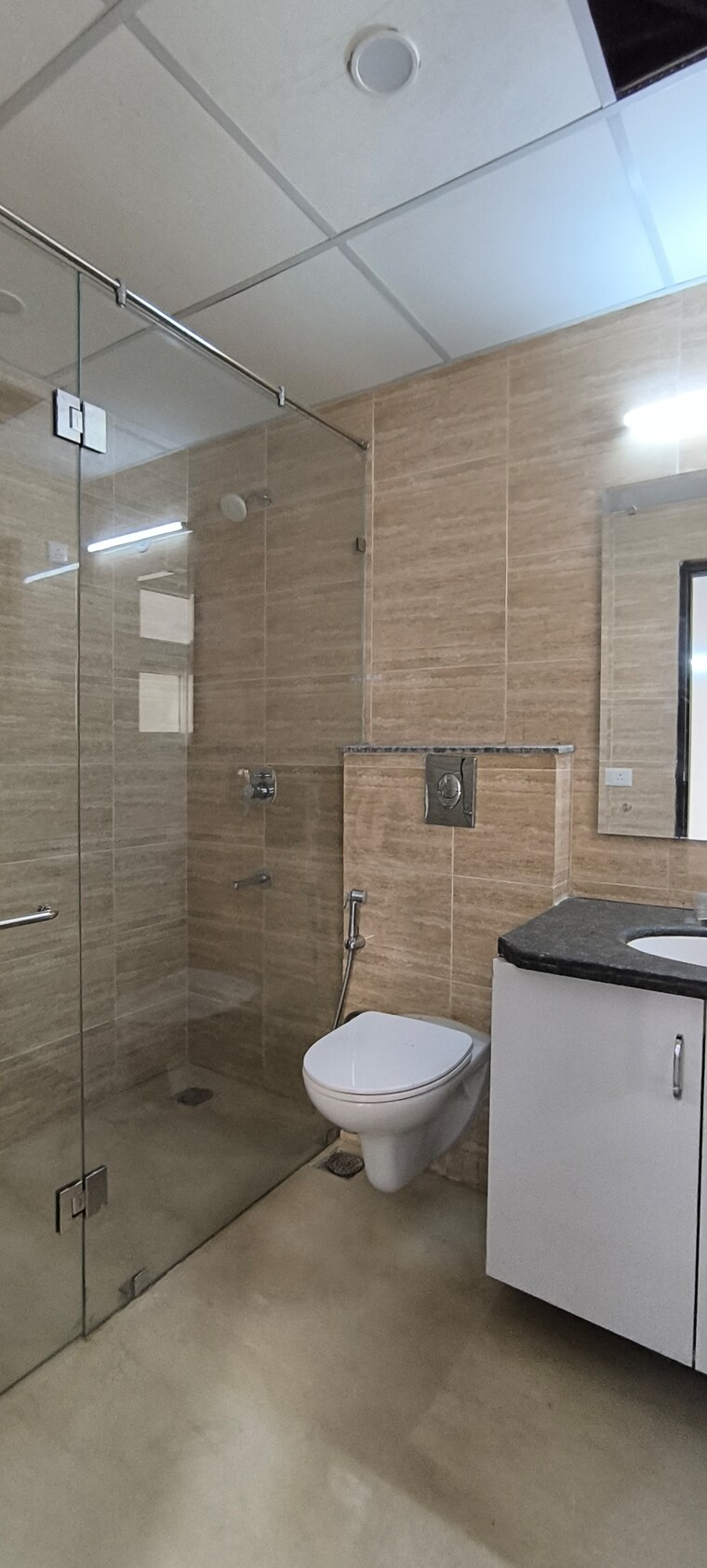 Bathroom, bptp-amstoria 3 Bedroom 2229 Sq.Ft. Builder Floor In Sector 102 Gurgaon 8436748