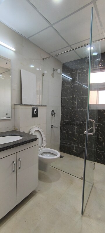 Bathroom in 3 BHK Builder Floor at BPTP Amstoria, Sector 102 – for Sale
