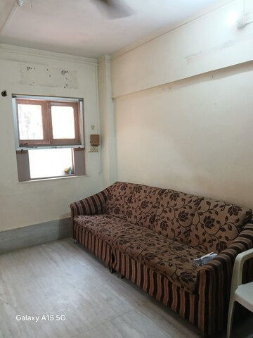 Living Room in 1 BHK Apartment at Malad East – for Rent