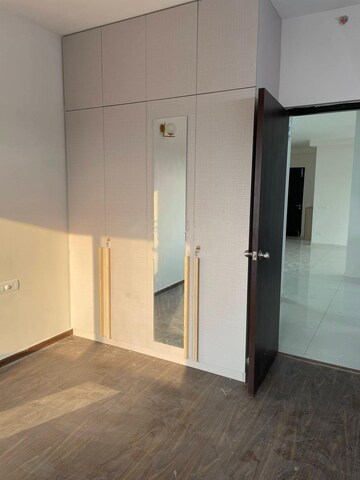 Room in 2 BHK Apartment at Shriram Greenfield, Budigere – for Rent