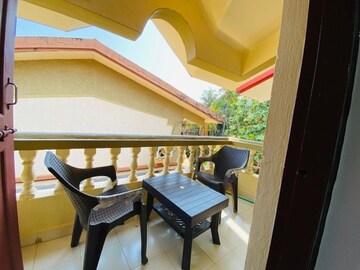 Balcony in 1 BHK Apartment at Candolim – for Rent