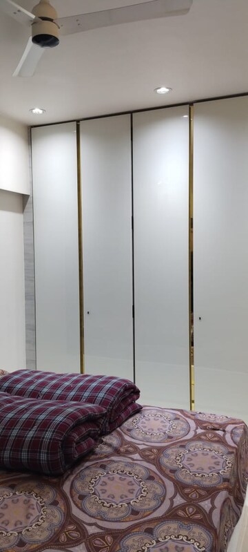 Bedroom in 2.5 BHK Apartment at Bharat Arize, Goregaon West – for Rent