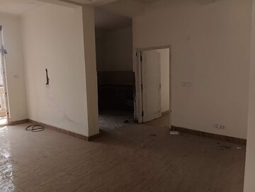  4 BHK Penthouse at Amrapali Silicon City, Sector 76 – for Sale