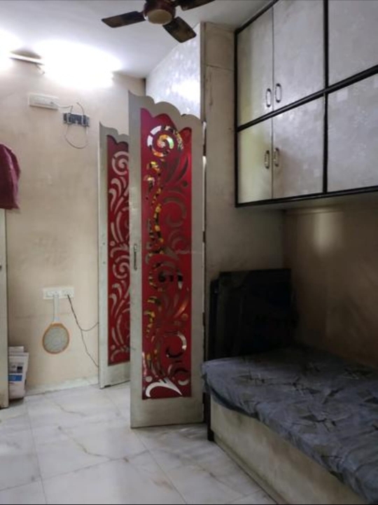 1 RkApartment For Sale in Station Road 