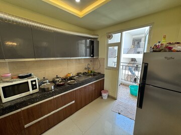 Kitchen in 3 BHK Apartment at Omaxe Waterscapes, Gomti Nagar – for Sale