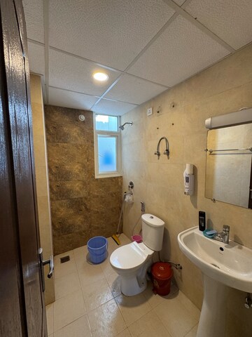 Bathroom in 3 BHK Apartment at Omaxe Waterscapes, Gomti Nagar – for Sale