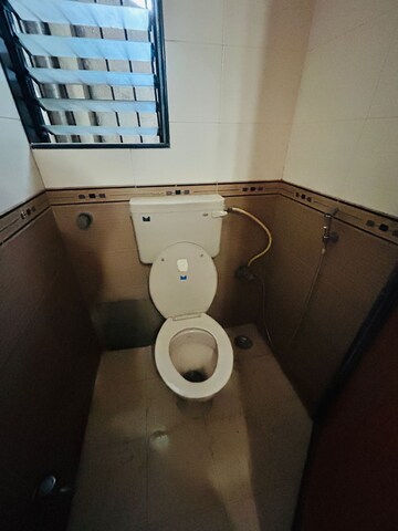Attached Bathroom in 2 BHK Apartment at Seawoods – for Rent