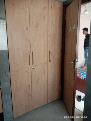 Bathroom in 3 BHK Builder Floor at SAS Tower, Sector 38 – for Rent