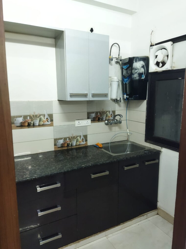 Kitchen, shree-vardhman-mantra 2 Bedroom 580 Sq.Ft. Apartment In Sector 67 Gurgaon 8437189