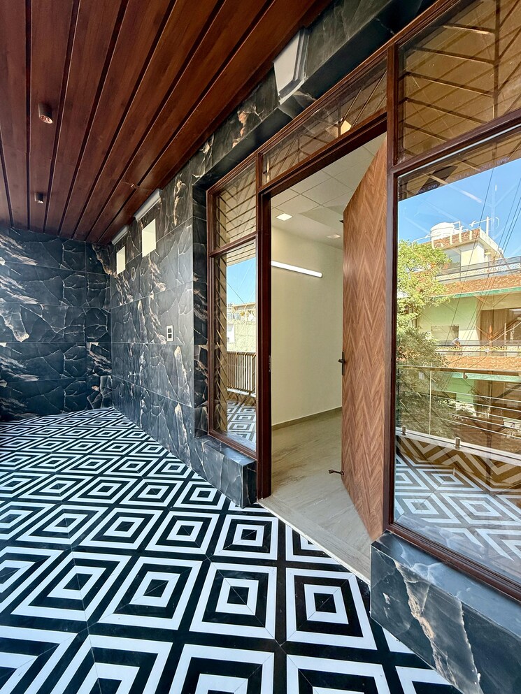 Exterior View, indrapuram 4 Bedroom 2200 Sq.Ft. Builder Floor In Indrapuram Ghaziabad 8437195