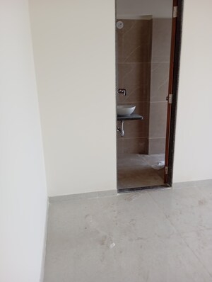 Room in 3 BHK Apartment at Siv Akhand Anand, Andheri East – for Sale