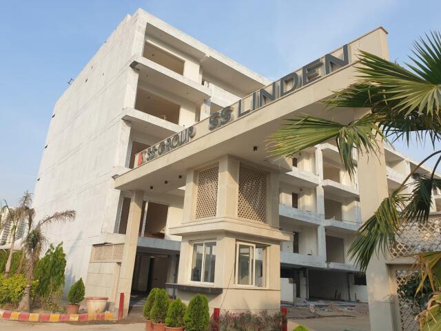 4 BHK + Pooja Room,Study Room 3200 Sq.Ft. Apartment in SS Linden