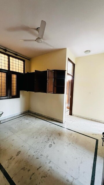 Bedroom in 3 BHK Apartment at Chittaranjan Park – for Rent