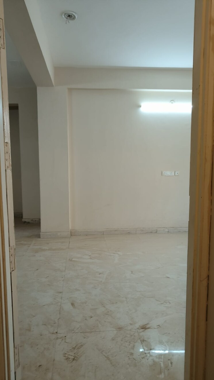 Room, rps-savana 2 Bedroom 955 Sq.Ft. Apartment In Sector 88 Faridabad 8437397