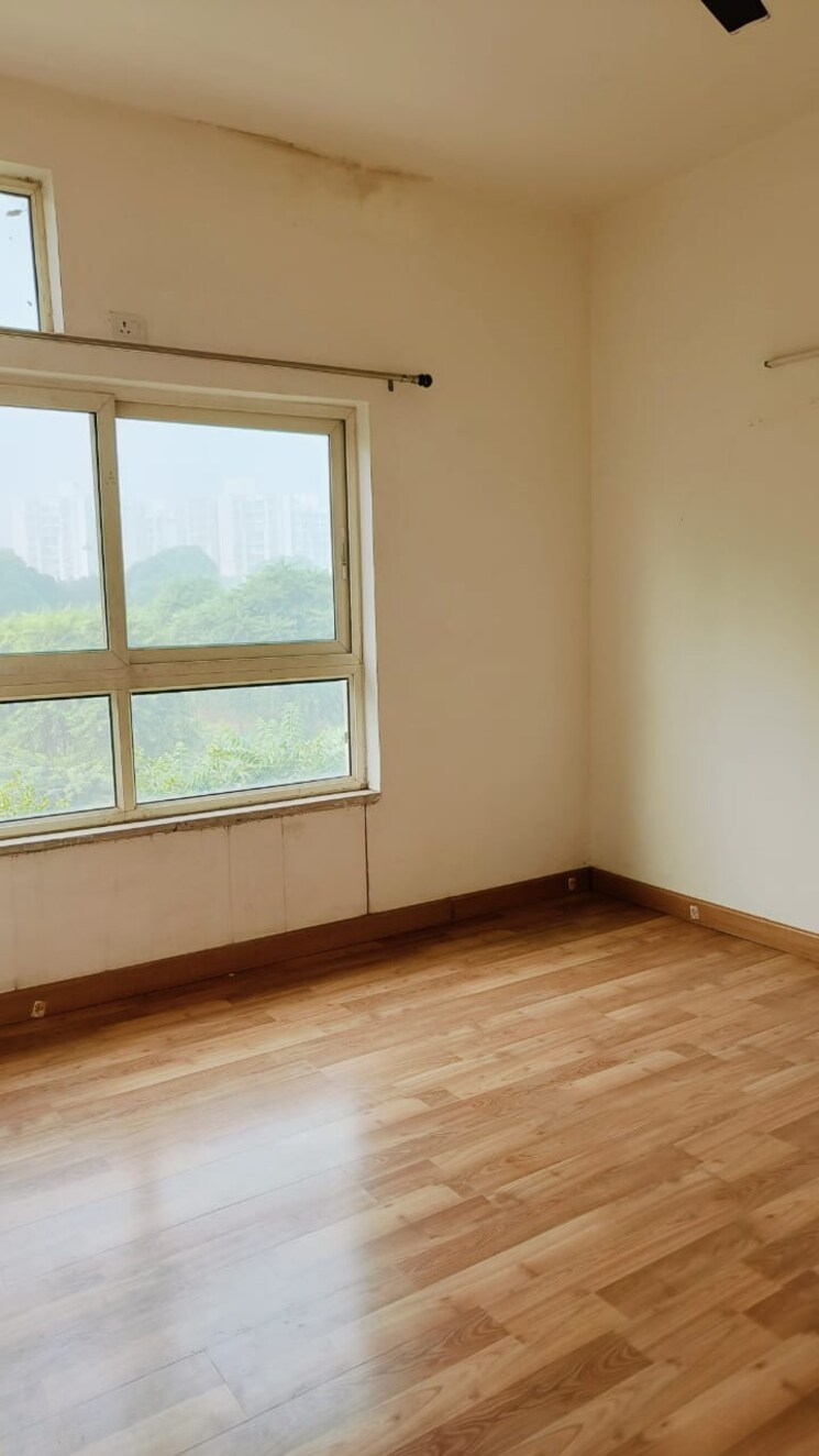 Room, rps-savana 2 Bedroom 955 Sq.Ft. Apartment In Sector 88 Faridabad 8437397