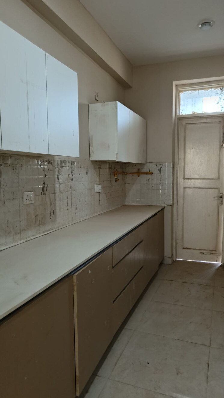 Kitchen, rps-savana 2 Bedroom 955 Sq.Ft. Apartment In Sector 88 Faridabad 8437397