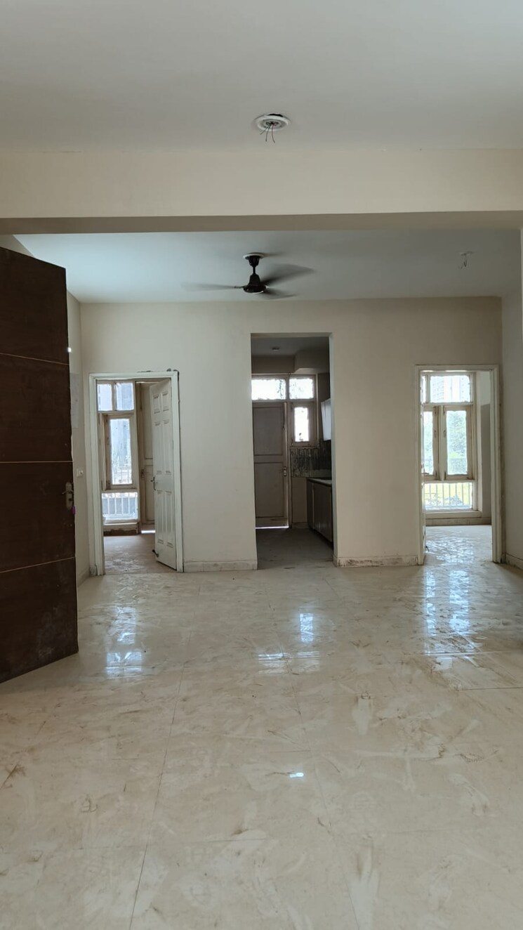 Room, rps-savana 2 Bedroom 955 Sq.Ft. Apartment In Sector 88 Faridabad 8437397