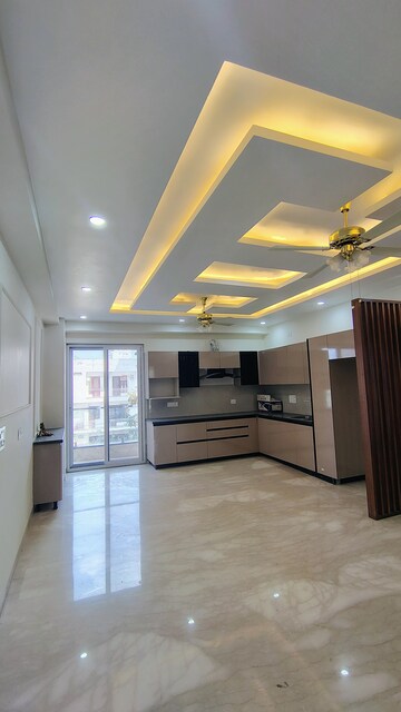 Living Room in 3 BHK Builder Floor at Sushant Lok 3, Sector 57 – for Rent