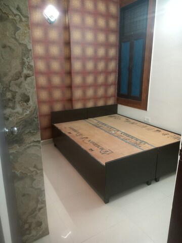2 BHK Builder Floor For Sale in Indrapuram